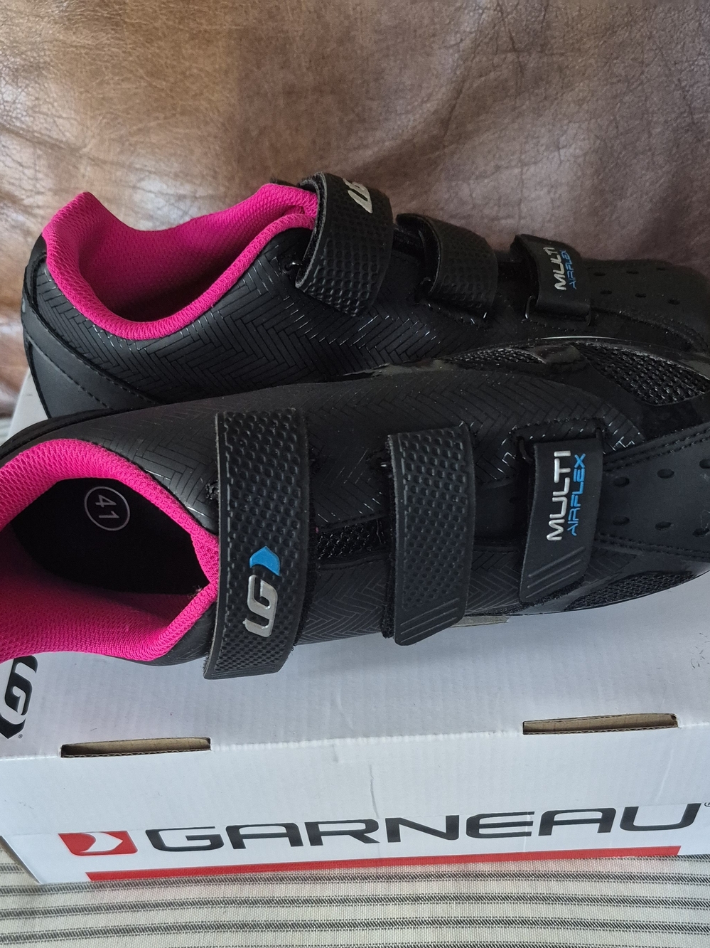 LG Women's Black Athletic Cycling Shoes with Pink Lining